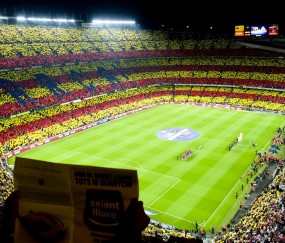 开云在线赛事平台-红牛二队绝杀梅赛德斯，维斯塔潘惊艳四座，一场改写F1格局的经典战役