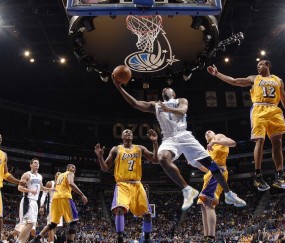 开云网页版-硬仗之王拉文率灰熊力克北京队，争冠之路展现唯一性锋芒