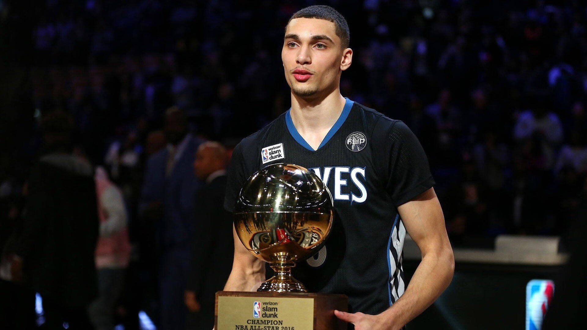 聚光灯下,小贾伦的上海时刻,当舞台越大,他越强